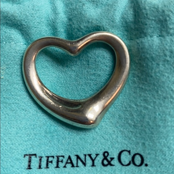 Tiffany large dangle heart - Picture 3 of 5